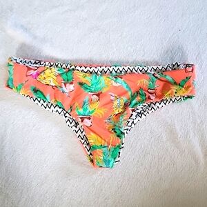 Billabong Reversible Garden Parrots Bikini Bottoms 🦜